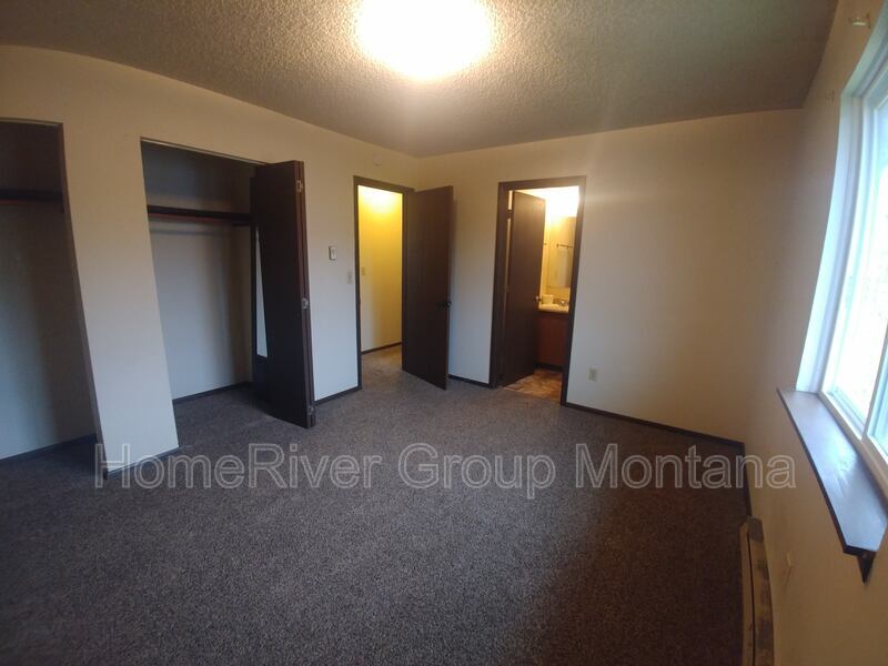 Foto principal - 2111 S 4th St W
