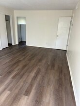 Building Photo - 1914 St James Dr