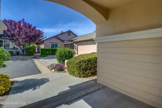 Foto del edificio - 1681 St Andrews Way