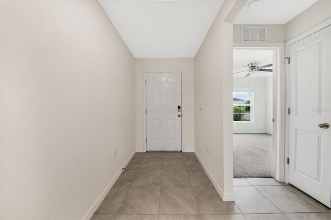 Foto del edificio - 5425 Logan Cave Ave
