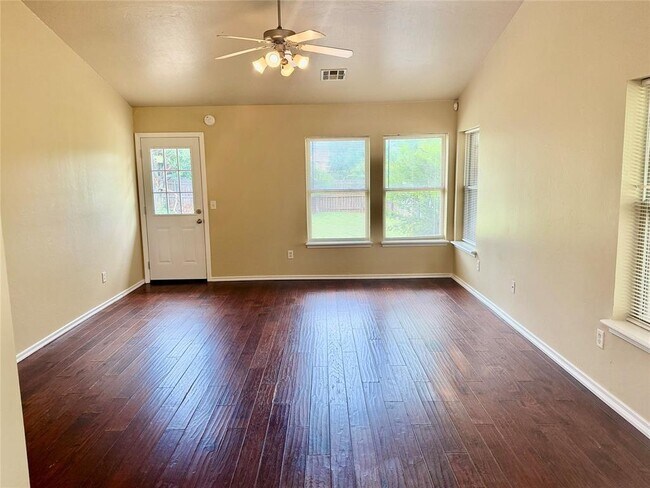 Building Photo - 18100 Calle Way