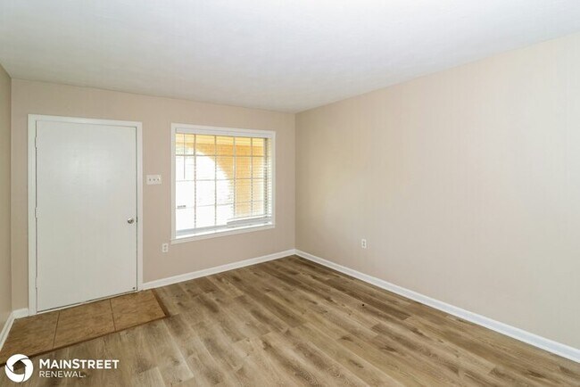 Building Photo - 5300 SCRIVENER DR, Memphis, TN 38134