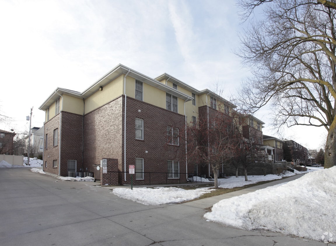 Primary Photo - Charles Senior Housing