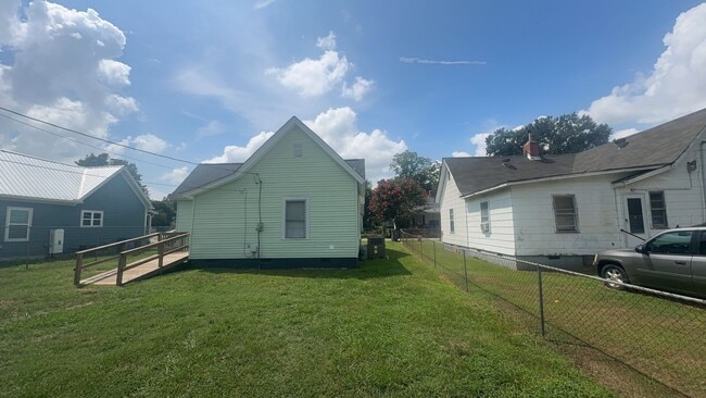Photo - 14 Welch Street House