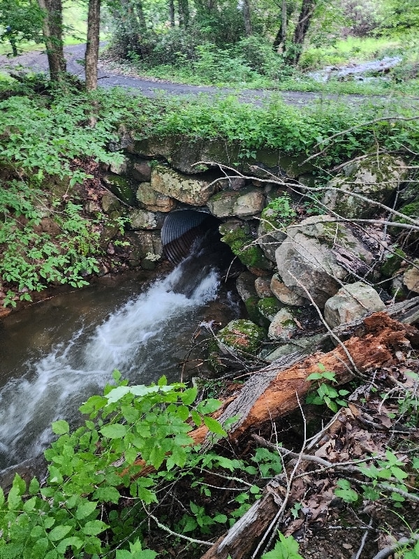 Building Photo - 3780 Highland Turnpike