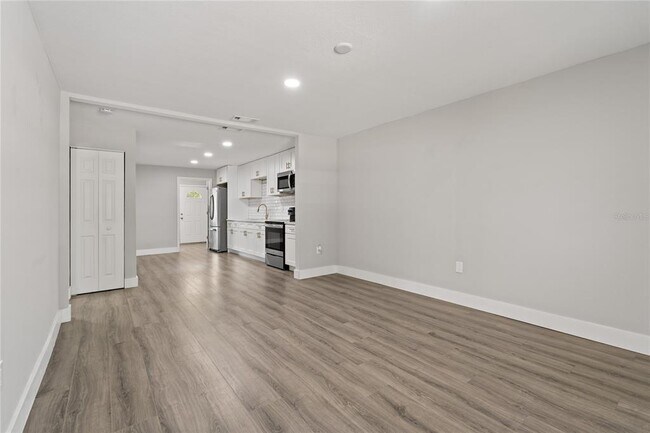 Foto del edificio - 3810 S Randall St