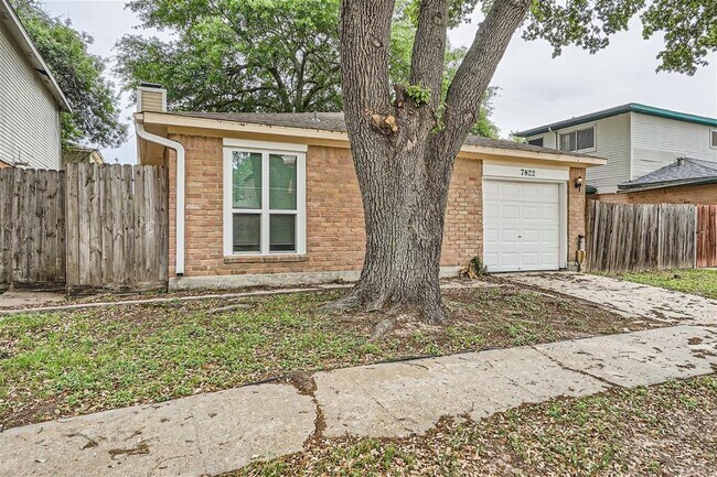 Building Photo - 7822 Mauvewood Dr