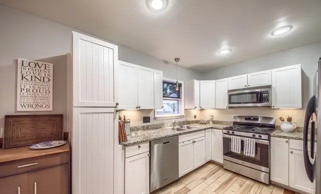 Building Photo - 254 Quentin Dr