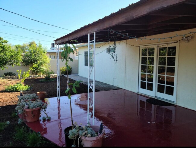 Building Photo - 6558 Neddy Ave