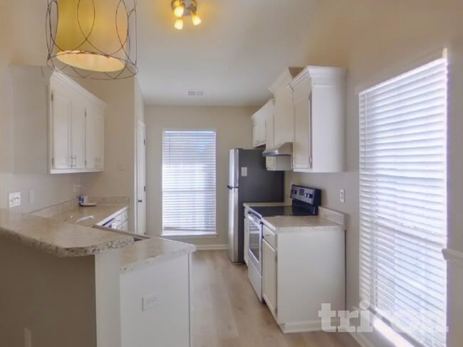 Building Photo - 100 Beech Tree Ct