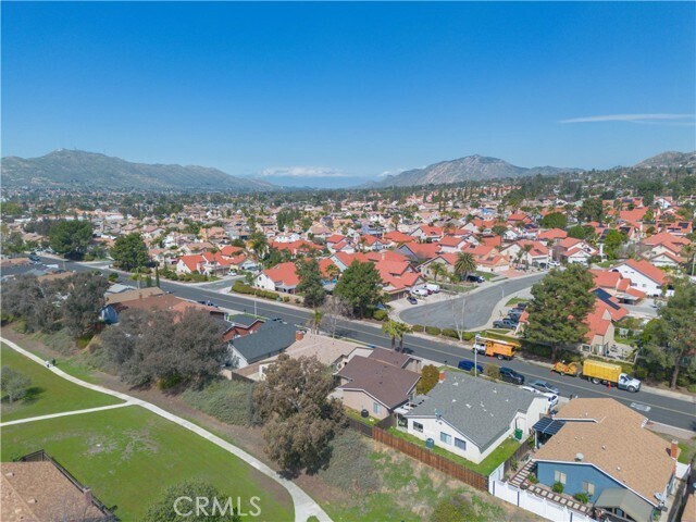Foto del edificio - 25429 Hemlock Ave