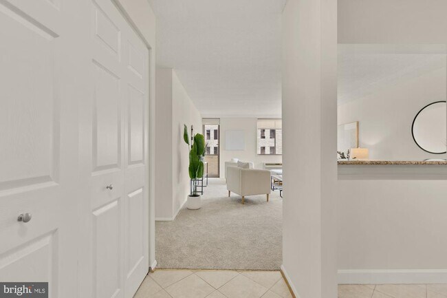 Foto del edificio - 1325 18th St NW