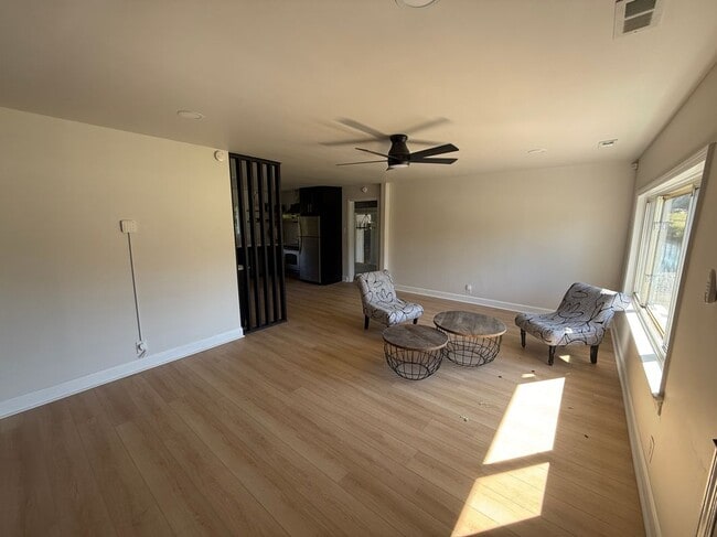 Foto del edificio - 2915 Reynolds Park Rd