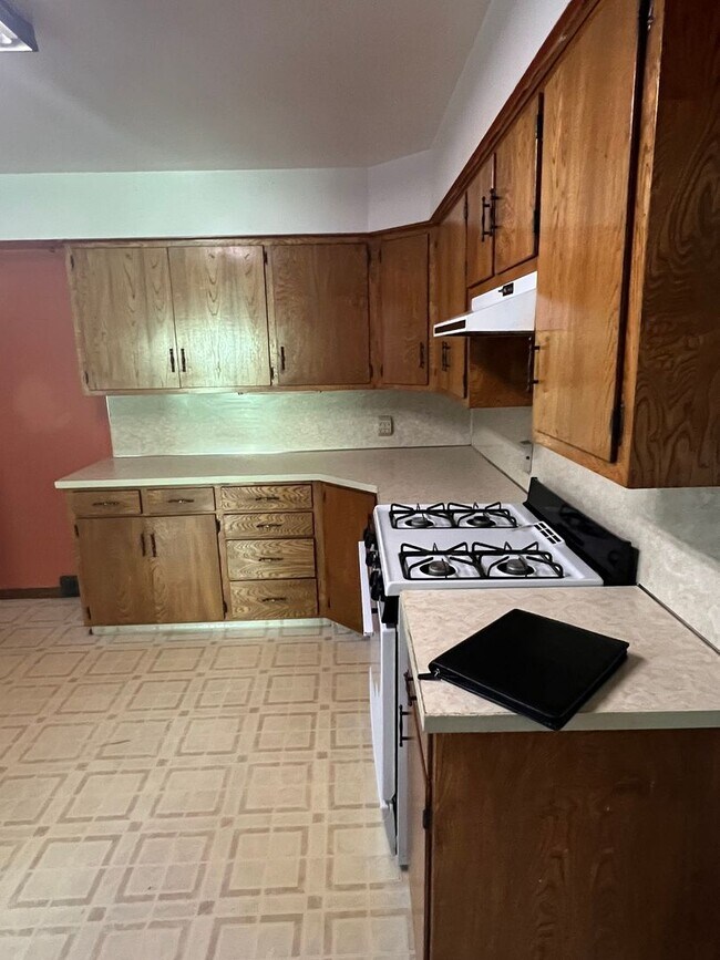 Foto del edificio - Charming 2 Bedroom In Little Italy Near Old Market and Downtown!!