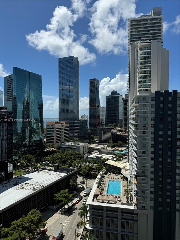 Foto del edificio - 1100S S Miami Ave