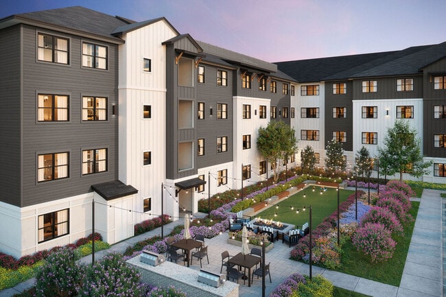 Building Photo - Allora Fallbrook