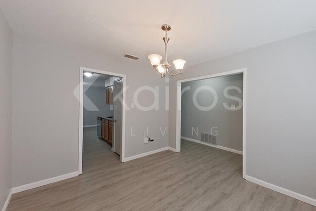 Foto del edificio - 422 David Dr