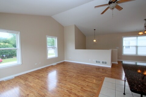 Foto del edificio - 6617 Briarwood Dr
