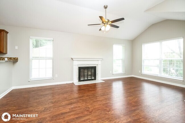 Foto del edificio - 818 Carmen Way, La Vergne, TN 37086