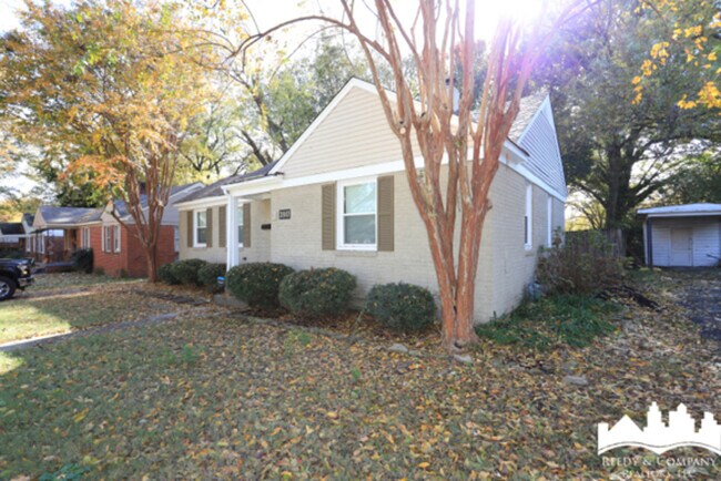 Building Photo - 3947 Carter Ave