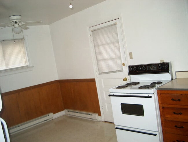 Foto del edificio - 9709 Royerton Dr