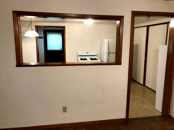 Building Photo - 428 4th Ave