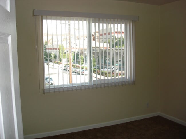 Building Photo - 127 Franklin St