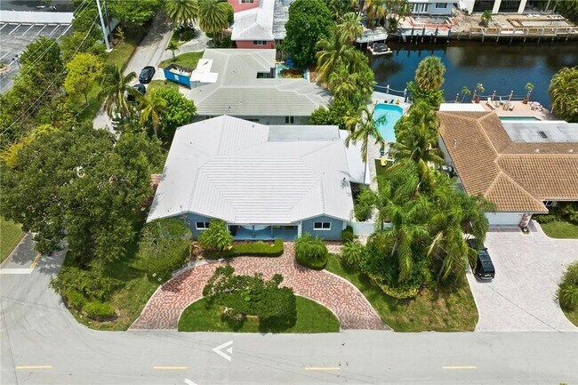 Foto del edificio - 2801 NE 59th St