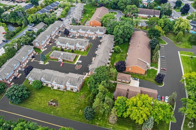 Building Photo - Apple Valley Apartments and Townhomes