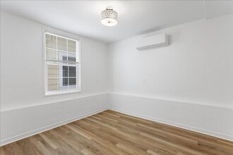 Building Photo - 1443 Stanton St
