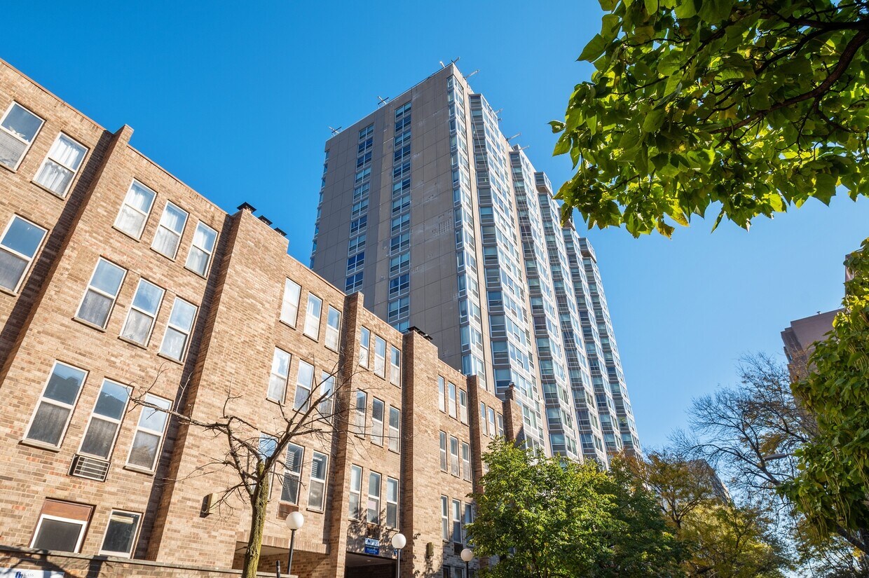Primary Photo - 720 W Gordon Terrace