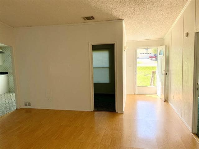 Building Photo - 12182 Thistle Ln