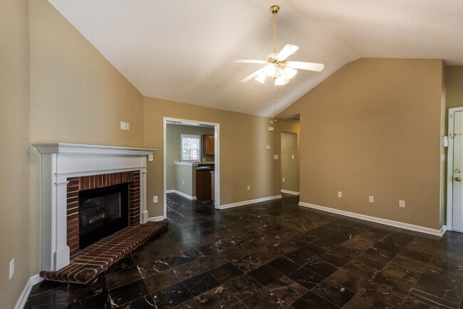 Foto del edificio - 2213 Brookline Ct