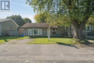 Building Photo - 351 Winnifred Dr