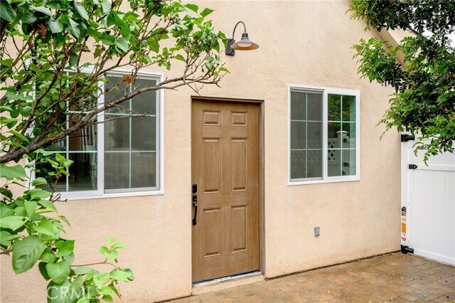 Foto del edificio - 3505 Rosemary Ave