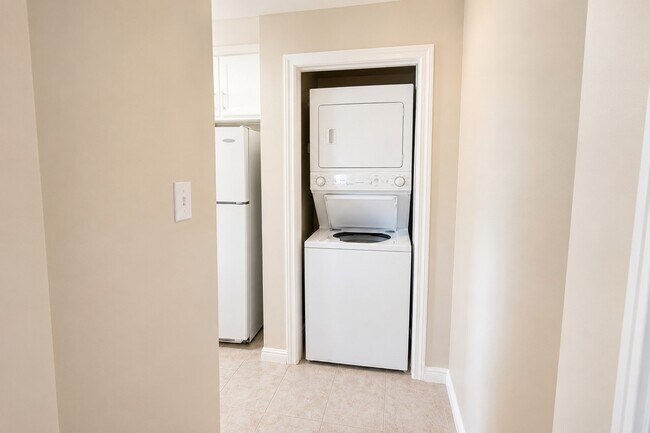 Foto del edificio - 3100 Walnut Bend Ln