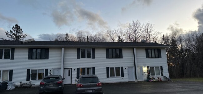 Building Photo - 35-35 Rue Godbout