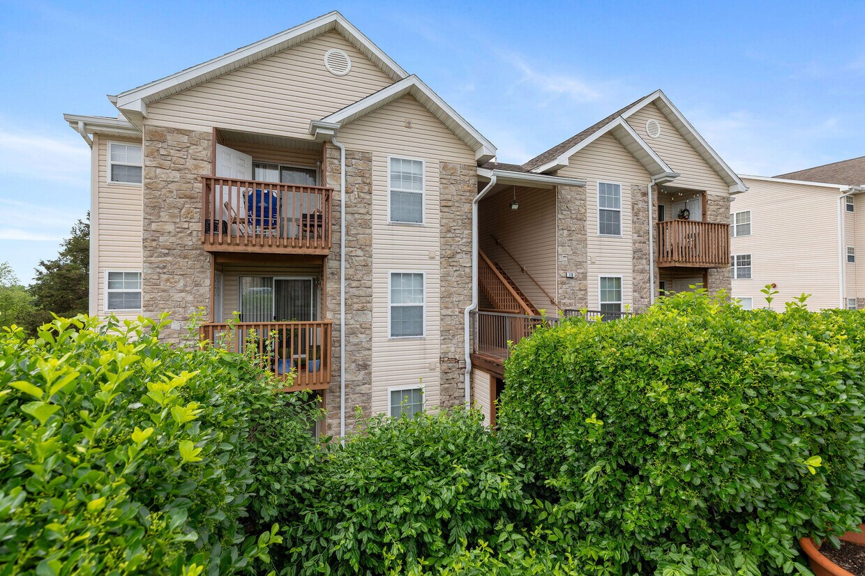 Primary Photo - 134 Vixen Cir