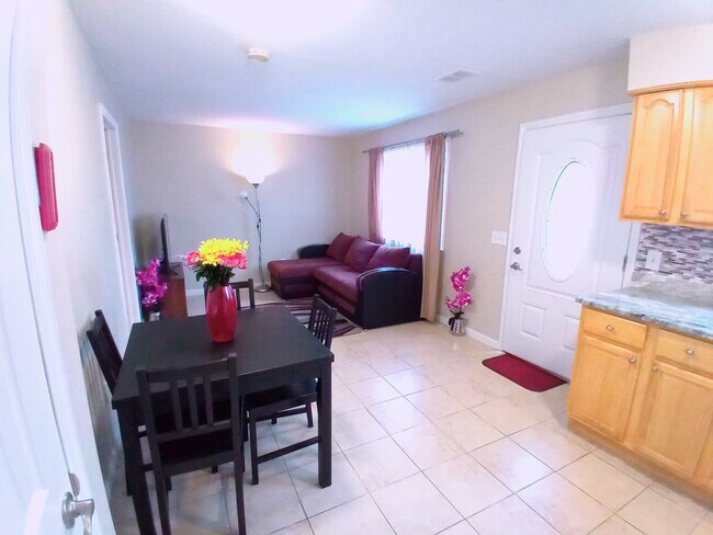 Foto del edificio - 11 Highland Ln