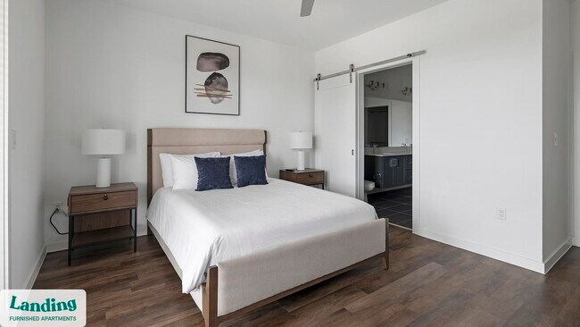 Foto del edificio - 5511 Caprock Smt Dr