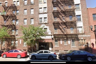 Building Photo - 821 Bergen Ave