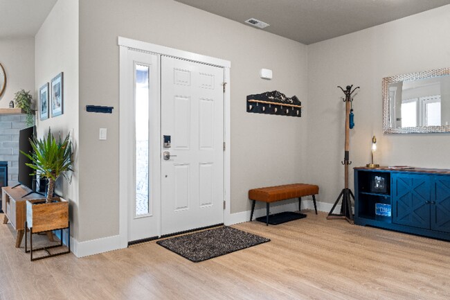 Foto del edificio - 6201 Shiloh Ave