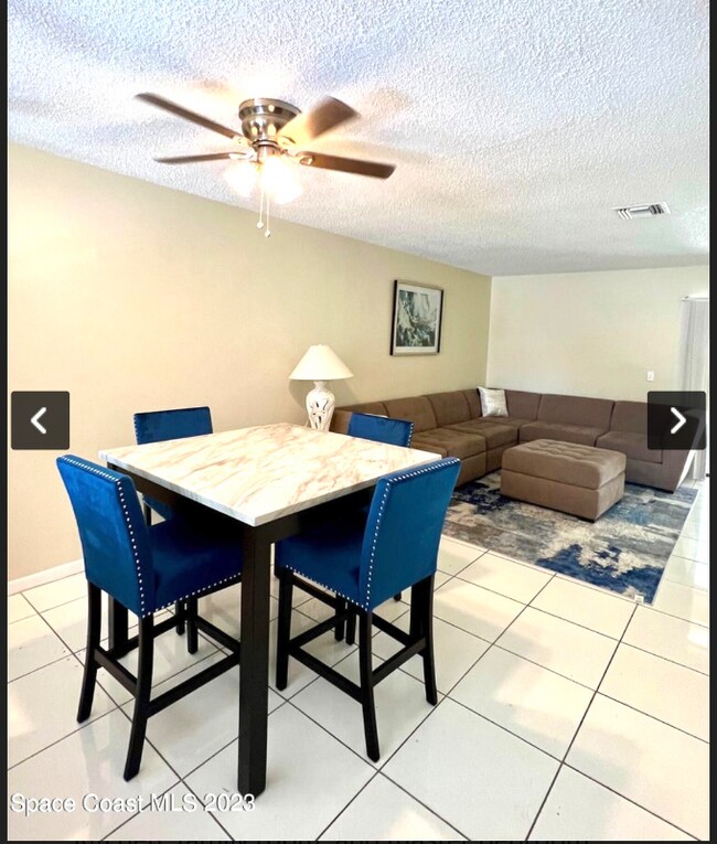 Building Photo - 161 San Juan Cir