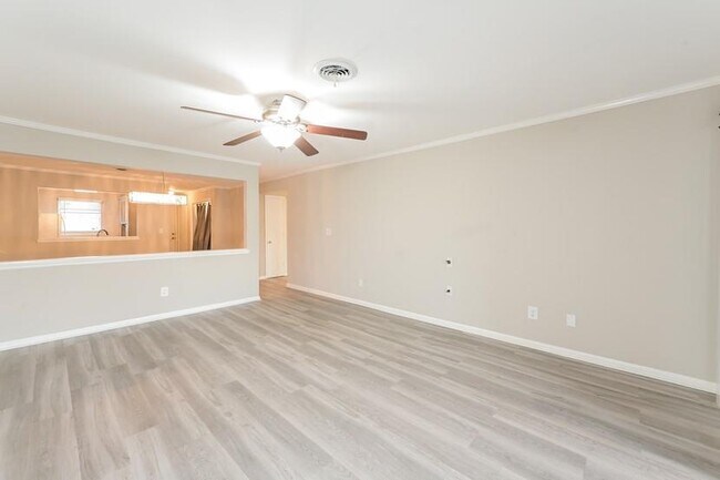 Foto del edificio - 2505 W Broad St