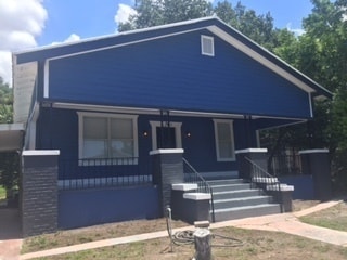 Building Photo - Old West Tampa Bungalow