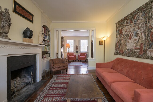 Foto del edificio - 1310 33rd St NW