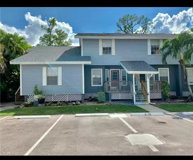 Building Photo - 6132 Lakefront Dr