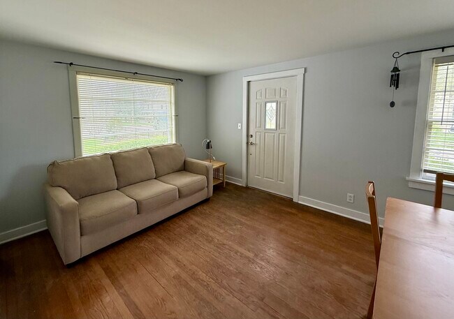 Foto del edificio - 8 N Harrison St