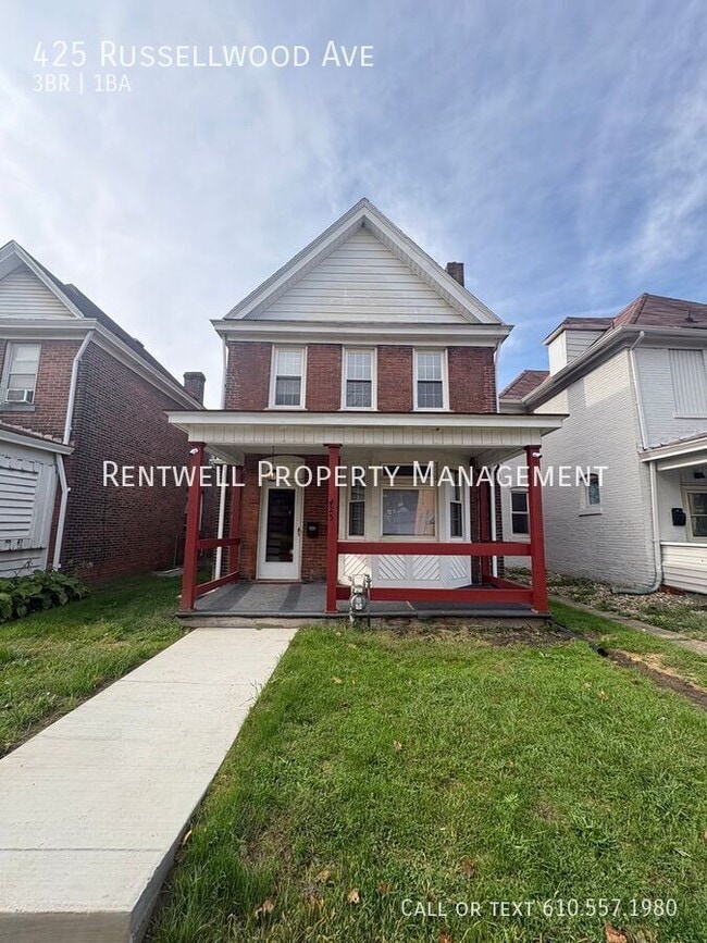 Building Photo - 425 Russellwood Ave