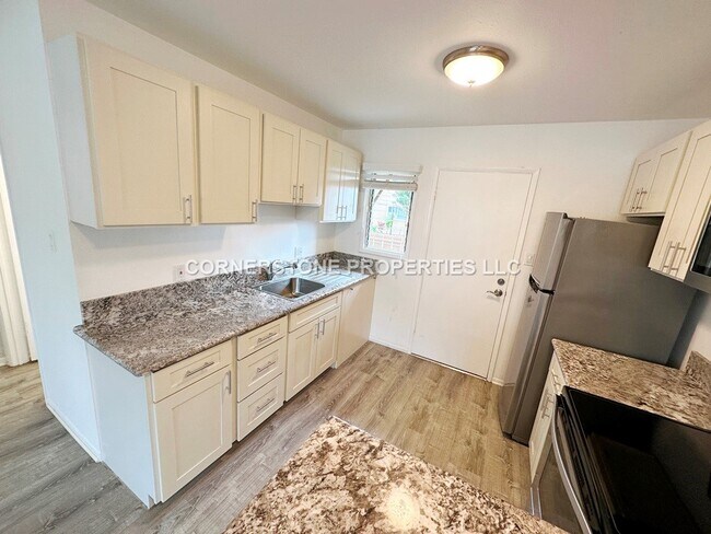 Foto del edificio - 98-1393-1393 Hinu Pl